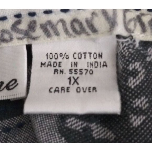 Women's Black and White Button Down Shirt - Picture 7 of 8